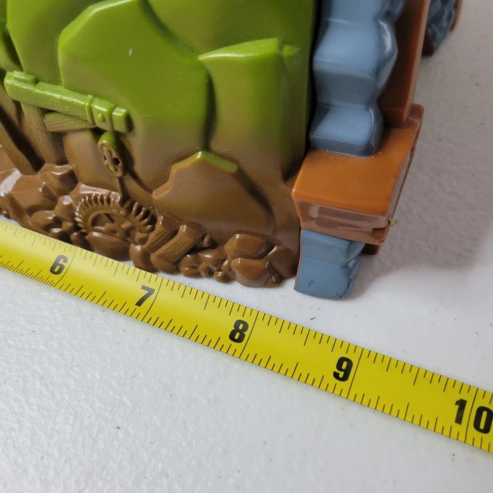 T6608 Train Bridge Tunnel Thomas Tidmouth‎ Sheds Playset 2009 Mattel